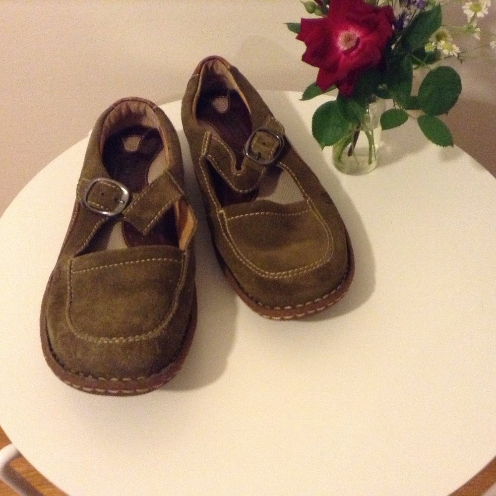 Olive Green Slip-ons - Born - 7